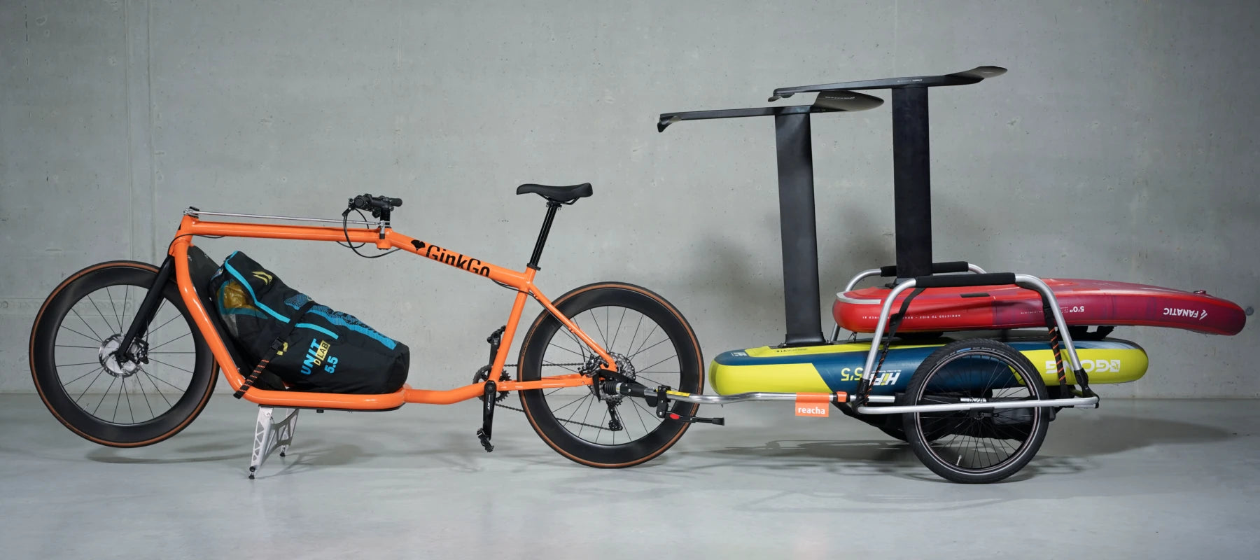 GinkGo cargo bike with cargo bike trailer from reacha